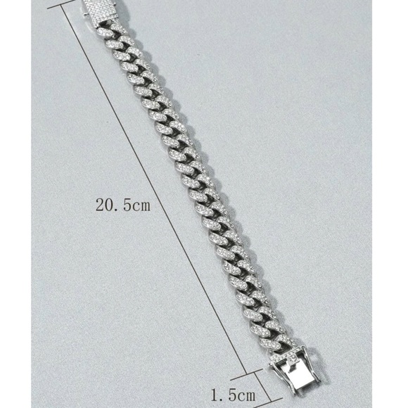 Cuban Link Bracelet - Picture 4 of 4